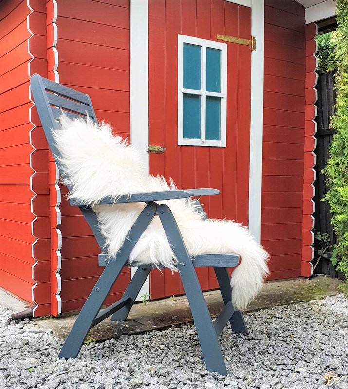 Gartenhütte Anstrich skandinavischer Stil Schwedenrot