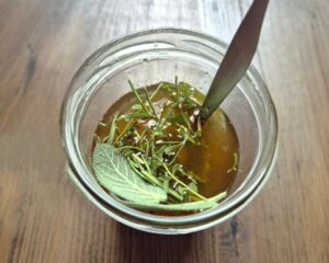 Oxymel, Wirkung, Zutaten, Herstellung